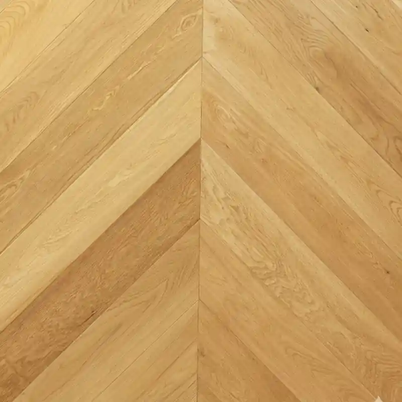 Merkproduct Parquet Prefinito Rovere Europeo, Spina Francese Naturale, Spazzolato, Verniciato Naturale, Scelta Ab, 14-3x125x680mm