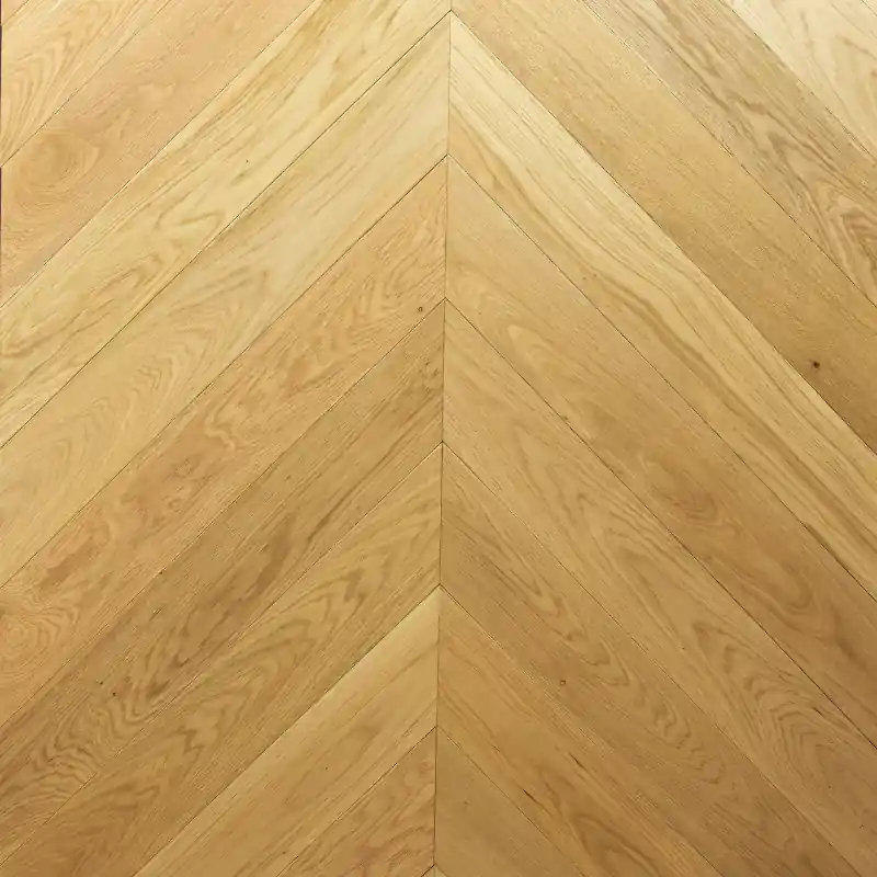 Favoriet Parquet Prefinito Rovere Chevron, Spina Francese 45 °, Naturale, Spazzolato, Verniciato Acqua Uv, Scelta Abc,