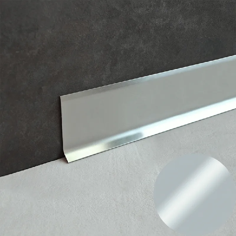 Profilitec - BATTISCOPA BA - H 40 mm, L 2700 mm in Alluminio senza adesivo, Finitura Anodizzato Argento, Linea Battiscopa - BA400ASN270 Nieuw