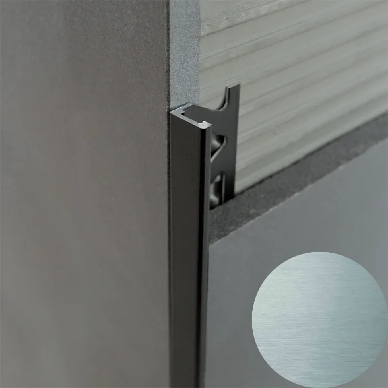 Beperkt Aanbod Profilitec - KERAJOLLY KJ - H 10 mm, L 2700 mm in Alluminio Finitura Anodizzato Brillantato Spazzolato Argento, Linea Rivestimenti - KJ100ASSB270
