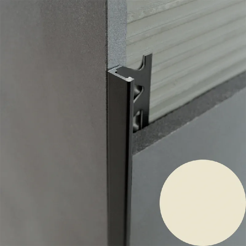 Finale Uitverkoop Profilitec - KERAJOLLY KJ - H 6 mm, L 2700 mm in PVC Finitura Crema, Linea Rivestimenti - KJ60P41270