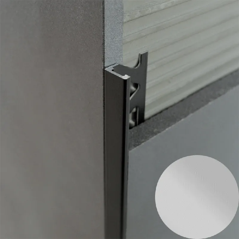 Gereduceerde Prijs Profilitec - KERAJOLLY KJ - H 6 mm, L 2700 mm in PVC Finitura Grigio Pastello, Linea Rivestimenti - KJ60P22270