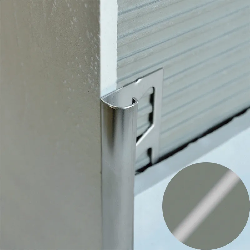 Gereduceerde Prijs Profilitec - ROUNDJOLLY RJ - H 8 mm, L 2700 mm in Alluminio Finitura Verniciato Grigio Pastello Goffrato, Linea Rivestimenti - RJ80A24270