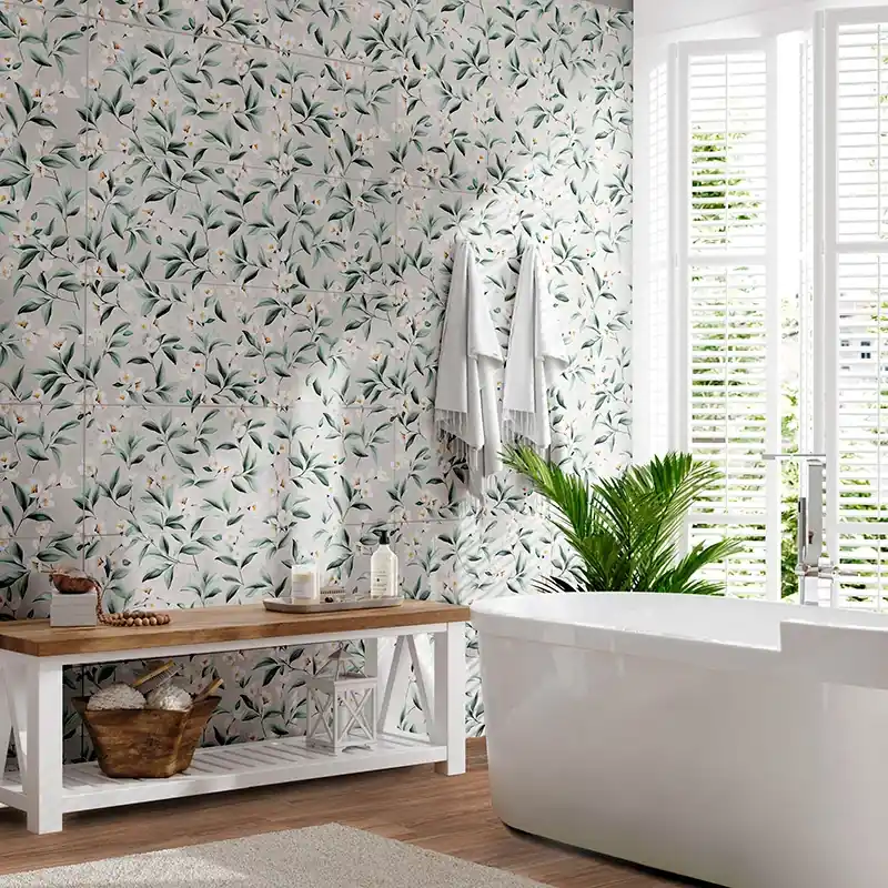 Blossom Garden Bianco - Rivestimento con Decoro Floreale 33x100 Laatste Versie